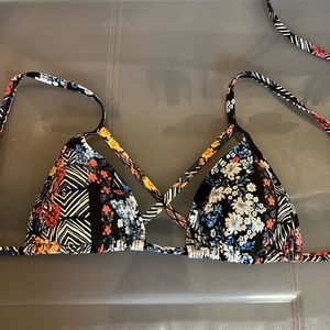 Express swim top. Bikini top